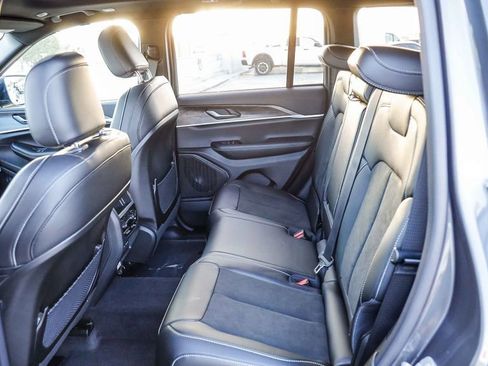 New 2026 Jeep Grand Cherokee Altitude RWD image 23