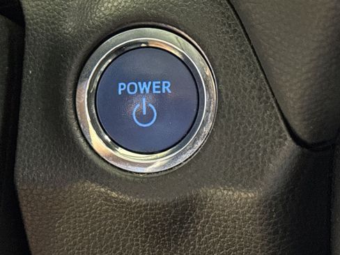 Used 2022 Toyota RAV4 XLE w/ Convenience Package AWD/4WD image 42
