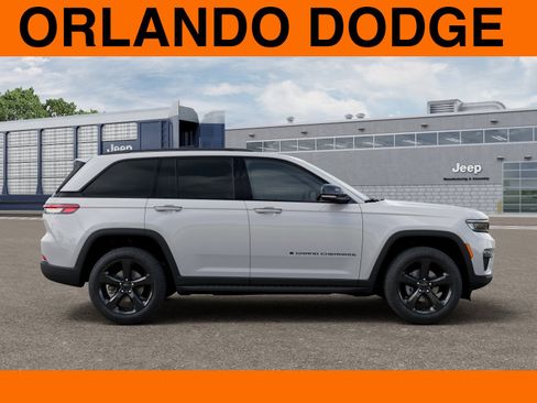 New 2025 Jeep Grand Cherokee Limited w/ Luxury Tech Group II AWD/4WD image 21