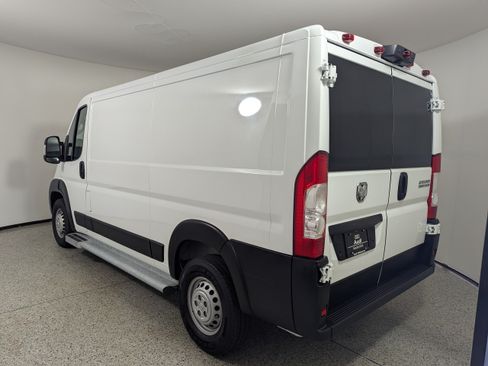 Used 2025 RAM ProMaster 2500 w/ U-Haul Equipment Group FWD image 5
