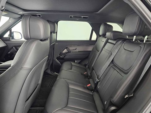 Used 2026 Land Rover Range Rover Sport SE AWD/4WD image 16
