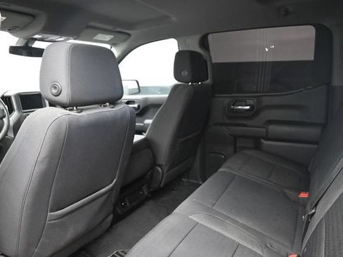 Used 2022 Chevrolet Silverado 1500 Custom RWD image 17