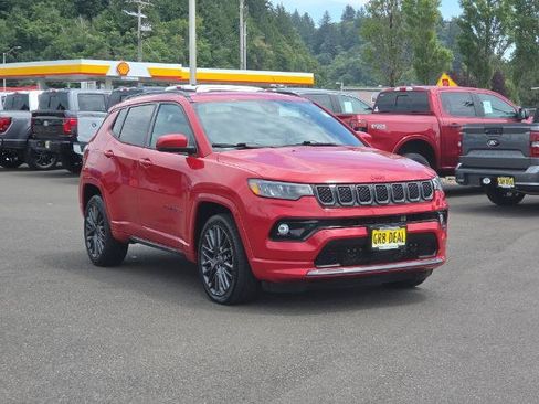 Used 2023 Jeep Compass Limited AWD/4WD image 2