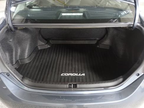 Used 2018 Toyota Corolla XSE FWD image 22
