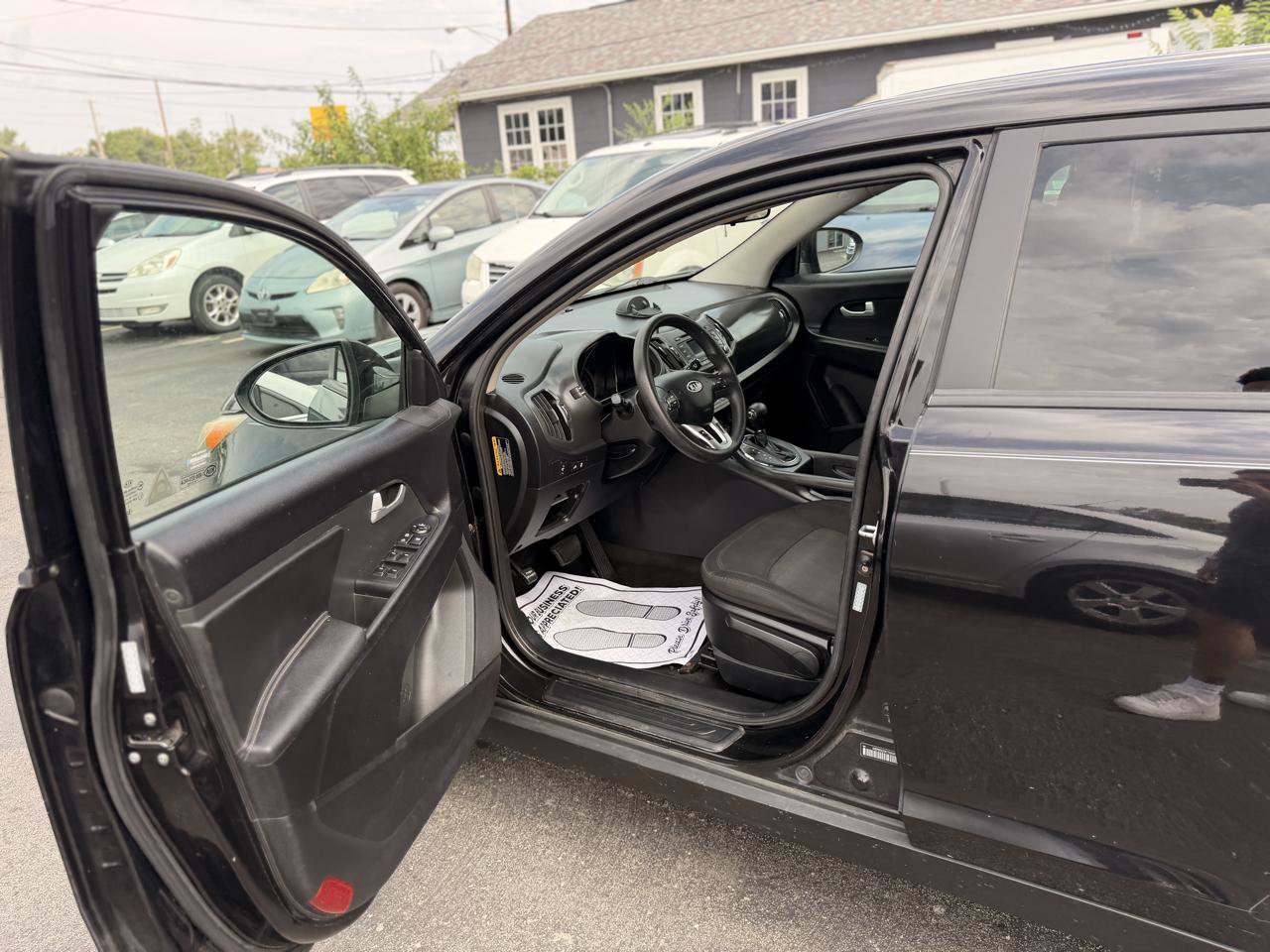 Used 2012 Kia Sportage LX FWD image 16