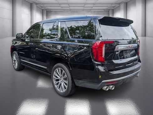 Used 2022 GMC Yukon Denali w/ Denali Ultimate Package image 3
