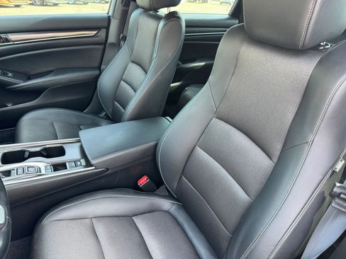 Used 2022 Honda Accord Sport image 17