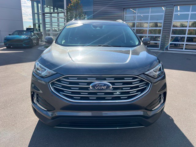 Used 2019 Ford Edge SEL w/ Equipment Group 201A AWD/4WD image 2