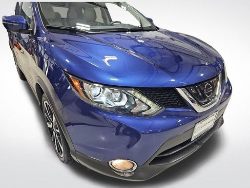 Used 2018 Nissan Rogue Sport SL w/ SL Premium Package image 10
