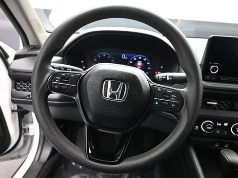 Used 2024 Honda Accord EX image 12