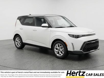 Used 2025 Kia Soul LX w/ LX Technology Package