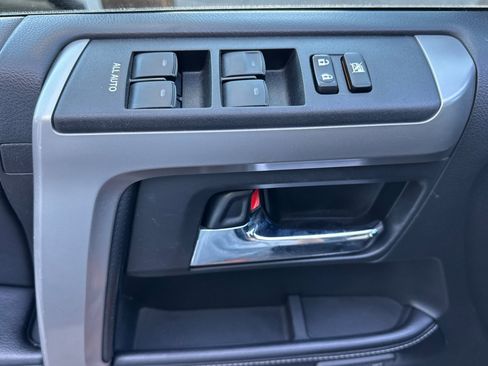 Certified 2016 Toyota 4Runner Limited AWD/4WD image 11