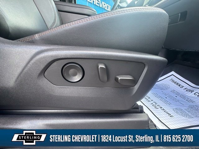 Used 2023 GMC Sierra 1500 AT4 w/ Technology Package AWD/4WD image 12