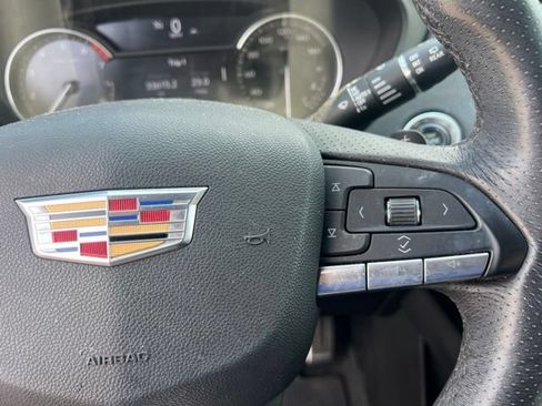 Used 2023 Cadillac XT4 Sport w/ Cold Weather Package AWD/4WD image 24
