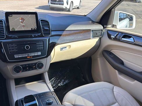 Used 2018 Mercedes-Benz GLE 350 4MATIC image 15