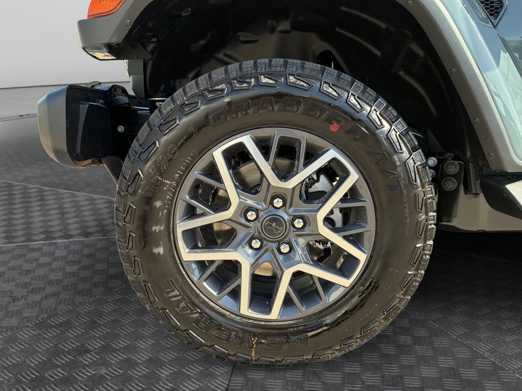 New 2026 Jeep Wrangler Unlimited Sahara AWD/4WD image 23