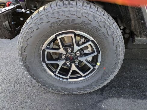 New 2026 Jeep Gladiator Rubicon AWD/4WD image 32