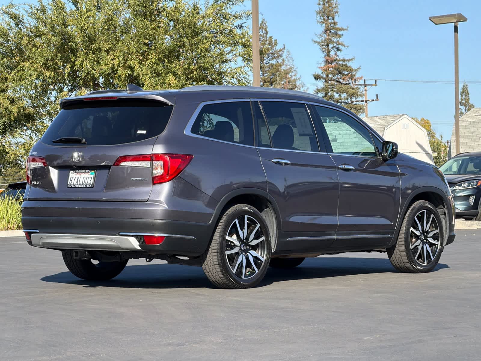 Used 2022 Honda Pilot Touring image 2