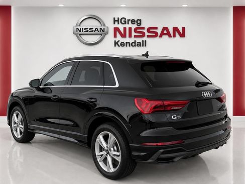 Used 2023 Audi Q3 2.0T Premium Plus AWD/4WD image 2