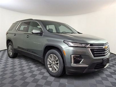 Used 2022 Chevrolet Traverse LT