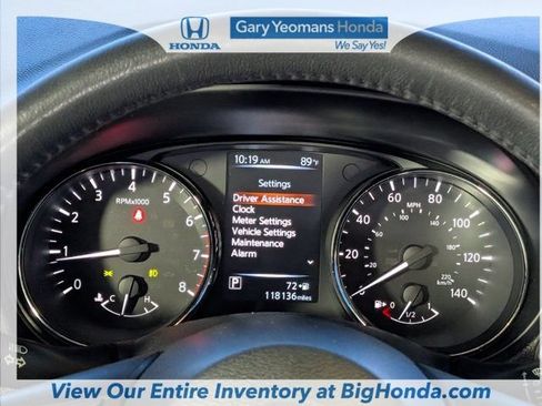 Used 2017 Nissan Rogue SL w/ SL Premium Package FWD image 27