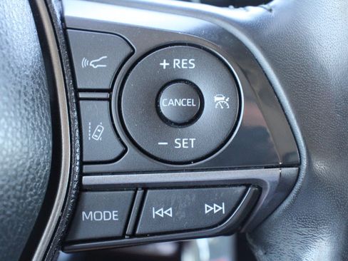 Used 2023 Toyota Camry SE FWD image 25
