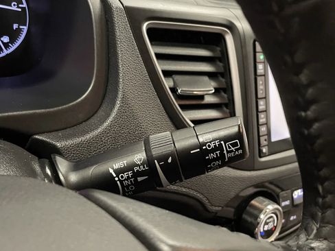 Used 2016 Honda CR-V Touring image 25