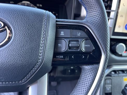 Used 2024 Toyota Sequoia Platinum image 23