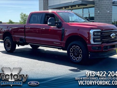 Used 2026 Ford F350 Platinum AWD/4WD image 1