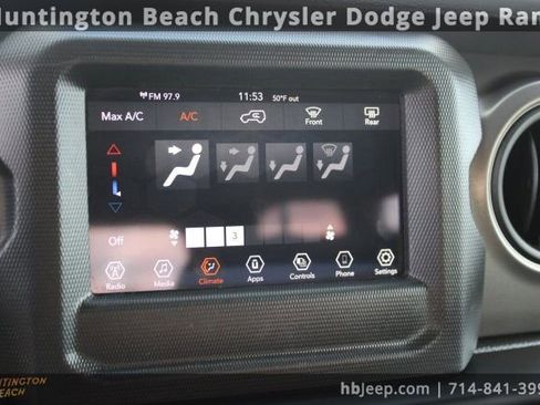 Used 2022 Jeep Wrangler Unlimited Sport image 26