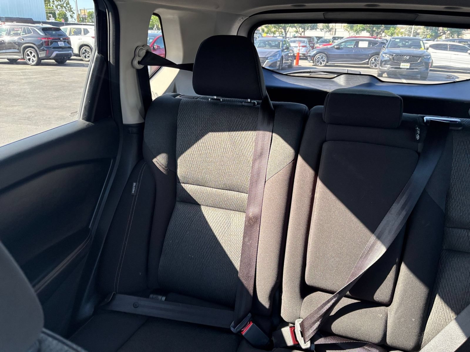 Used 2025 Nissan Rogue SV FWD image 40