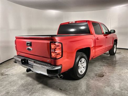 Used 2018 Chevrolet Silverado 1500 LT w/ All Star Edition image 8