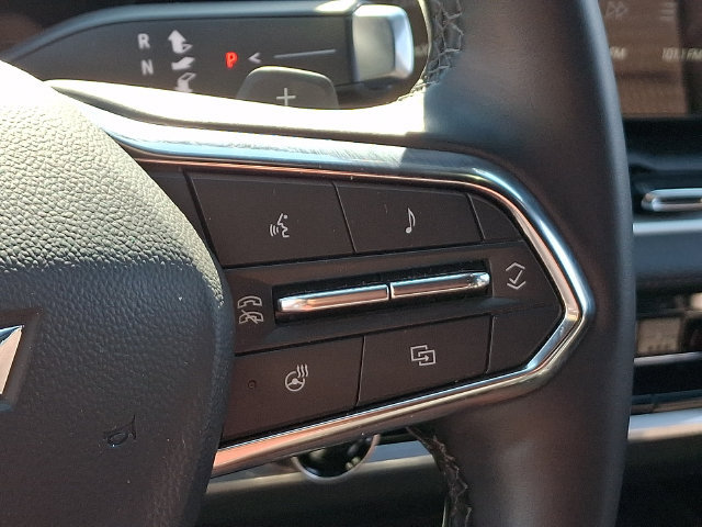 Used 2026 Chevrolet Equinox LT AWD/4WD image 8
