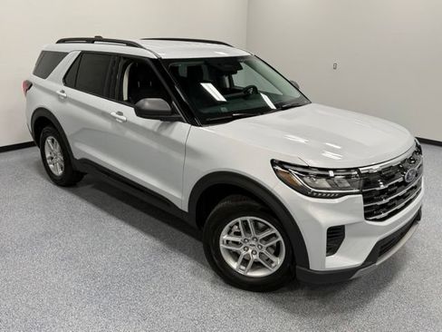 New 2026 Ford Explorer Active AWD/4WD image 35