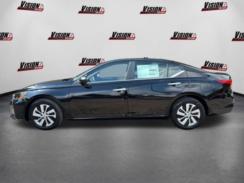 New 2025 Nissan Altima 2.5 S image 8