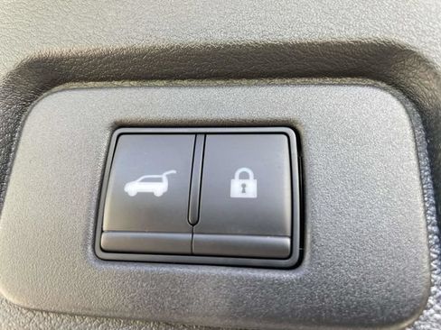 Used 2026 Nissan Rogue Platinum w/ Platinum Premium Package AWD/4WD image 19