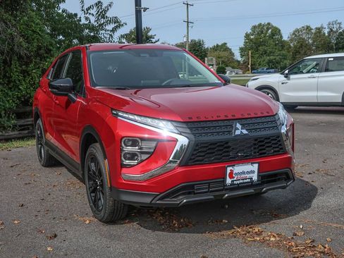 New 2026 Mitsubishi Eclipse Cross LE AWD/4WD image 5