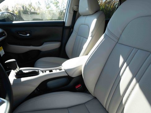 New 2026 Honda HR-V EX-L image 10