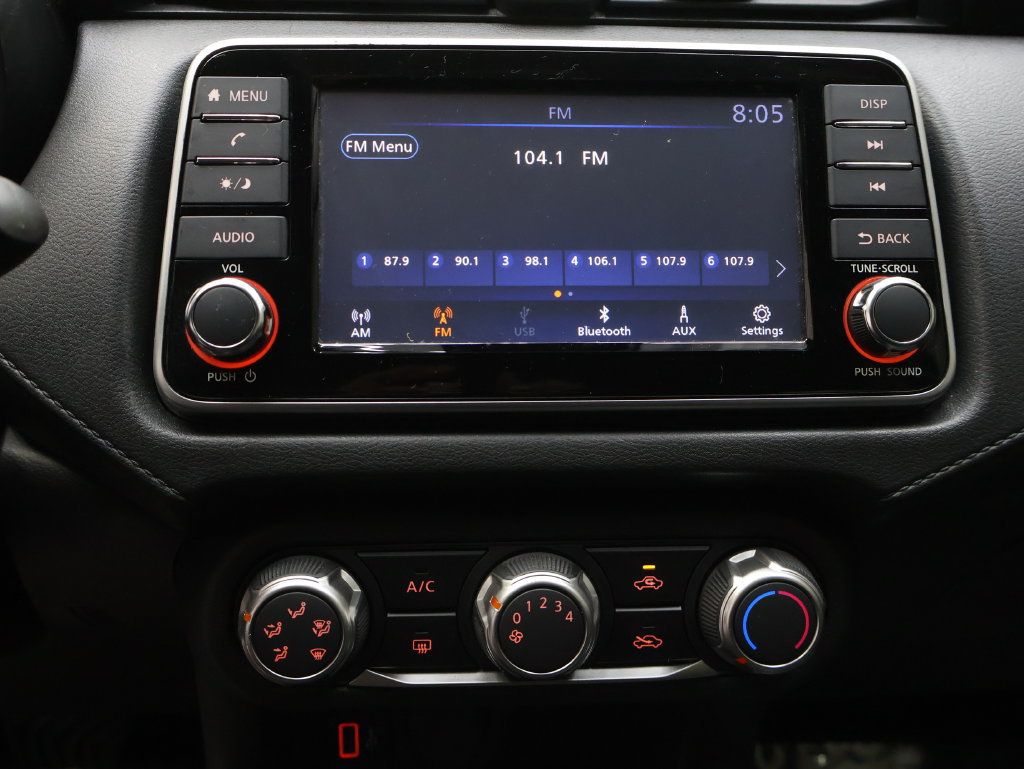 Used 2025 Nissan Versa S FWD image 21