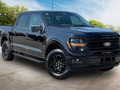 Used 2025 Ford F150 XLT w/ Equipment Group 302A MID AWD/4WD image 11