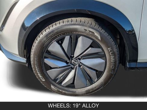 Used 2023 Nissan Ariya FWD image 11