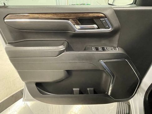 Used 2023 GMC Sierra 1500 Elevation AWD/4WD image 19