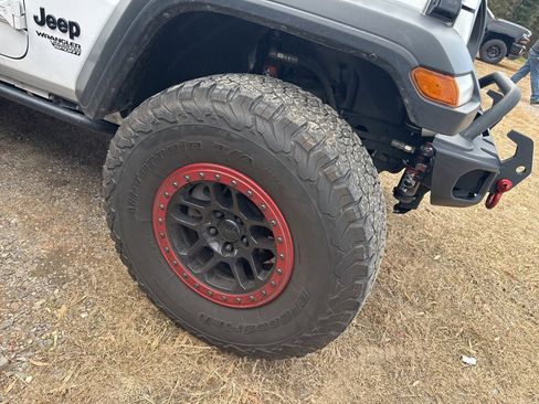 Used 2021 Jeep Wrangler Unlimited Sport S image 4