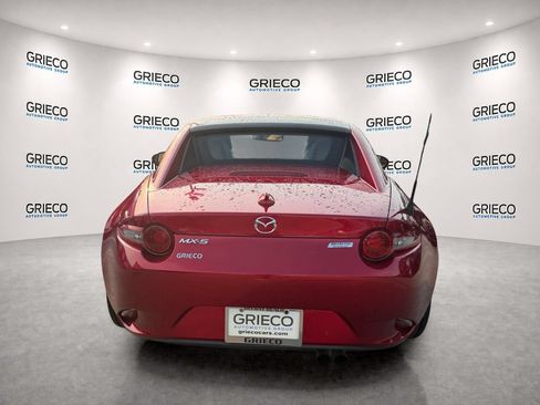 Used 2018 MAZDA MX-5 Miata RF Grand Touring RWD image 6