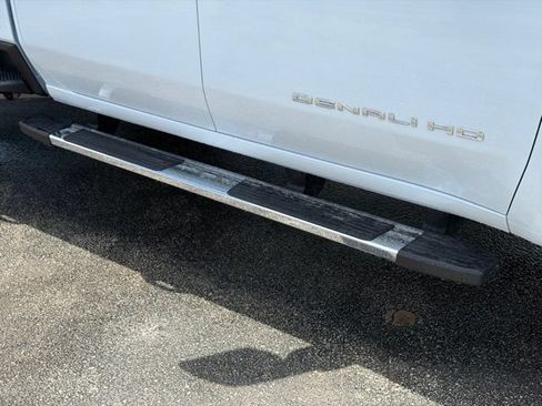 Used 2026 GMC Sierra 3500 Denali w/ Denali Reserve Package AWD/4WD image 12