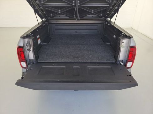 Used 2020 Honda Ridgeline RTL-E image 11
