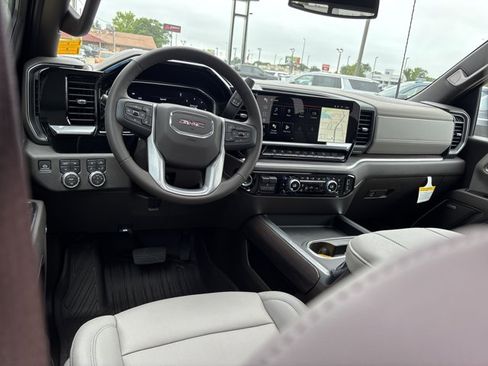 New 2026 GMC Sierra 2500 SLT w/ SLT Premium Package AWD/4WD image 18