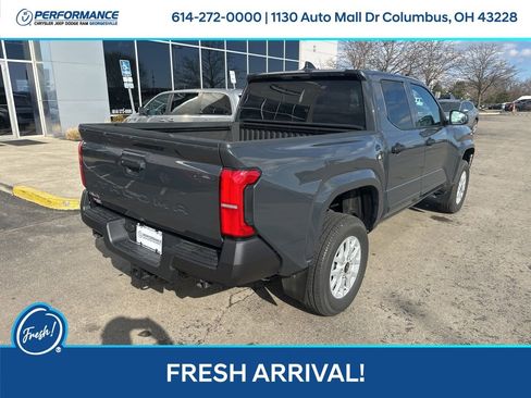 Used 2024 Toyota Tacoma SR image 4
