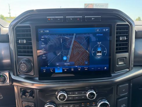 Used 2023 Ford F150 Lariat w/ Equipment Group 502A High AWD/4WD image 18