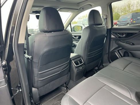 Used 2025 Subaru Outback Limited AWD/4WD image 16